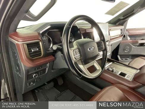 Used 2022 Ford Expedition Limited RWD image 34