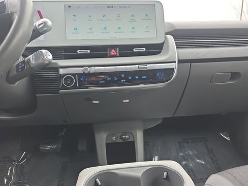 Used 2022 Hyundai Ioniq 5 SE image 35