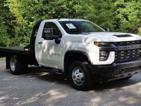 Used 2021 Chevrolet Silverado 3500 W/T w/ WT Convenience Package AWD/4WD image 4