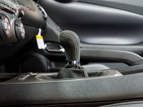 Used 2015 Chevrolet Camaro Z/28 RWD image 94