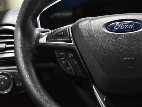 Used 2020 Ford Fusion Energi Titanium image 9