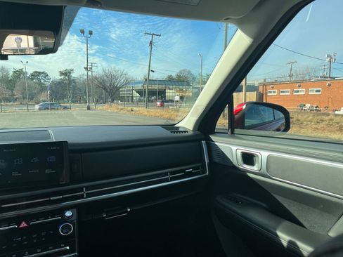 Used 2025 Hyundai Santa Fe SEL image 38