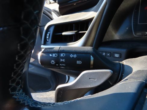 Used 2019 Lexus ES 350 w/ Premium Package image 34