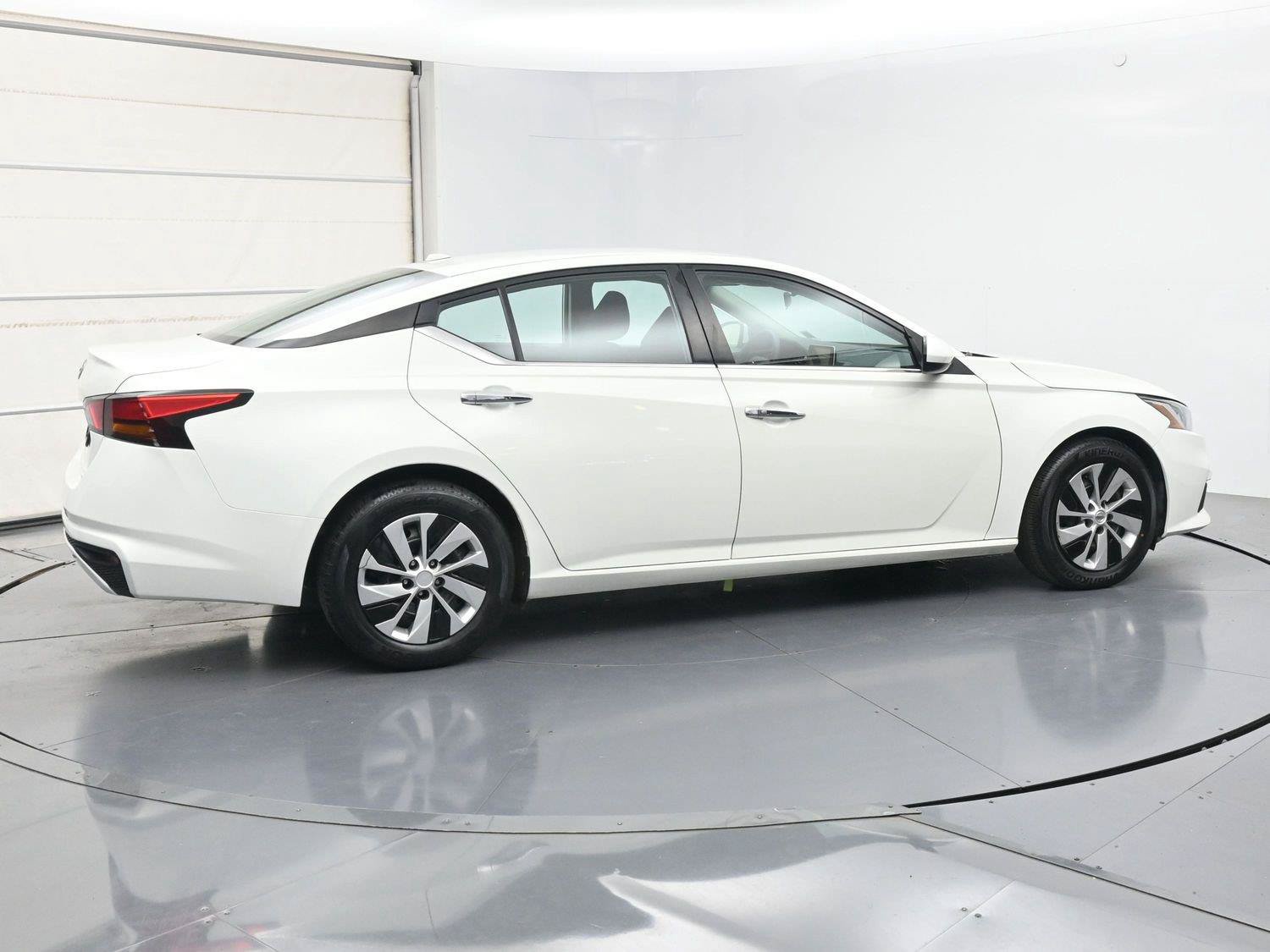 Used 2020 Nissan Altima 2.5 S FWD image 26