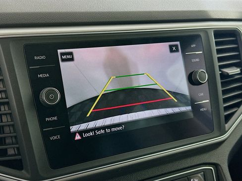 Used 2019 Volkswagen Atlas SE image 22