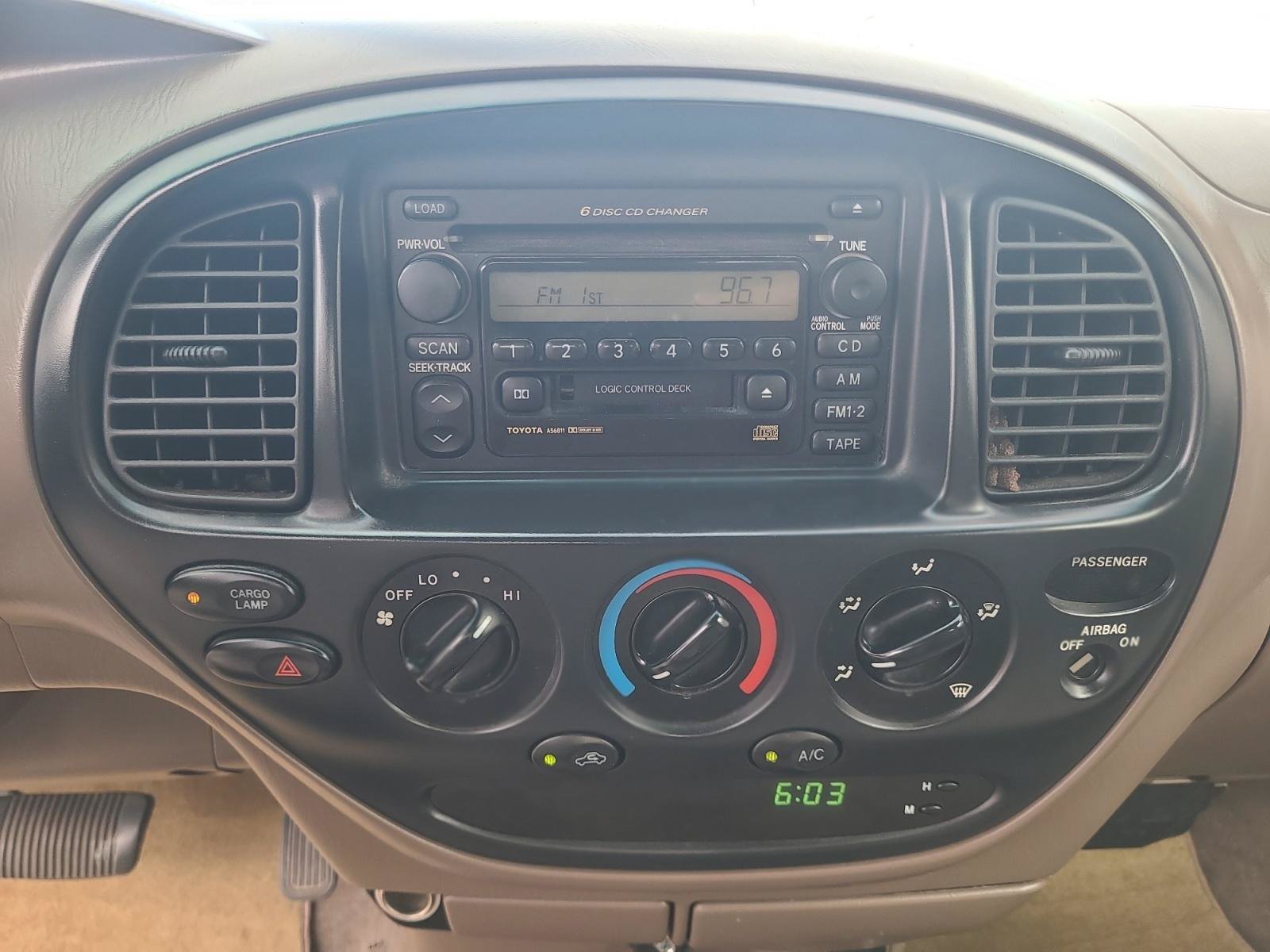 Used 2001 Toyota Tundra Limited RWD image 15