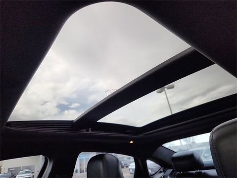 Used 2015 Chrysler 200 S w/ Navigation & Sound Group I image 26