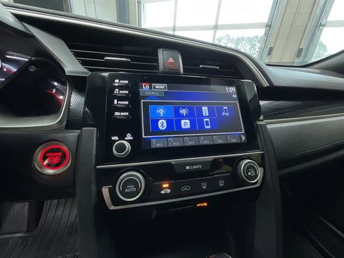 Used 2019 Honda Civic Sport image 16