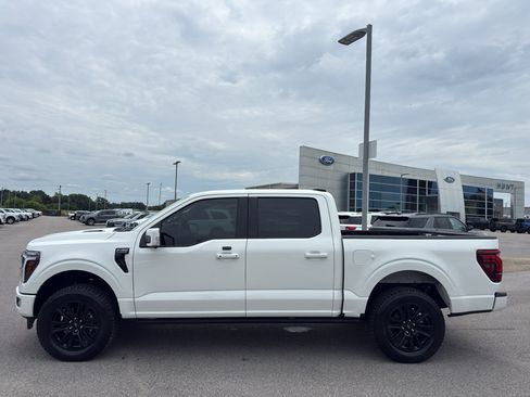 Certified 2025 Ford F150 Platinum w/ Equipment Group 702A High AWD/4WD image 8