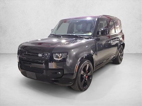Used 2023 Land Rover Defender 110 X AWD/4WD image 1