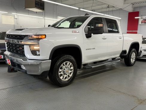 Used 2023 Chevrolet Silverado 2500 LT w/ Convenience Package AWD/4WD image 1