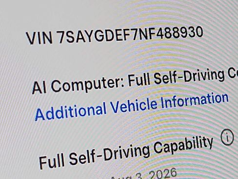 Used 2022 Tesla Model Y Performance AWD/4WD image 24