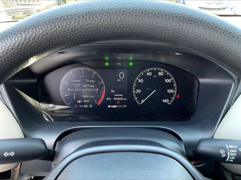 Used 2024 Honda HR-V LX image 14
