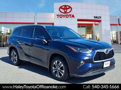 Used 2022 Toyota Highlander XLE