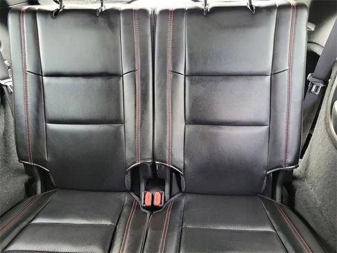 Used 2024 Dodge Durango GT image 16