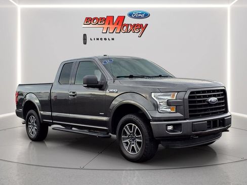 Used 2016 Ford F150 XLT w/ Equipment Group 302A Luxury AWD/4WD image 3