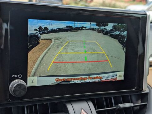 Used 2025 Toyota RAV4 XLE image 12