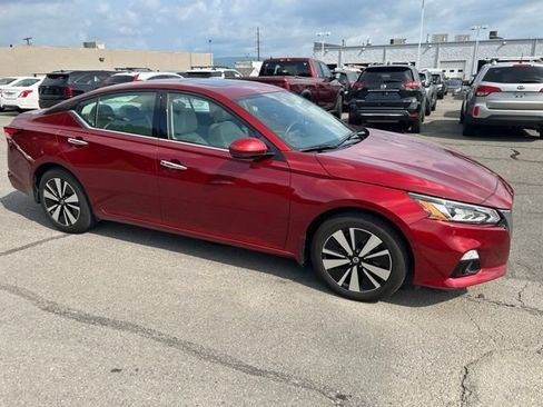 Certified 2021 Nissan Altima 2.5 SL AWD/4WD image 10