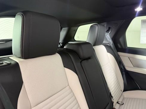 New 2026 Land Rover Discovery Sport Landmark image 29