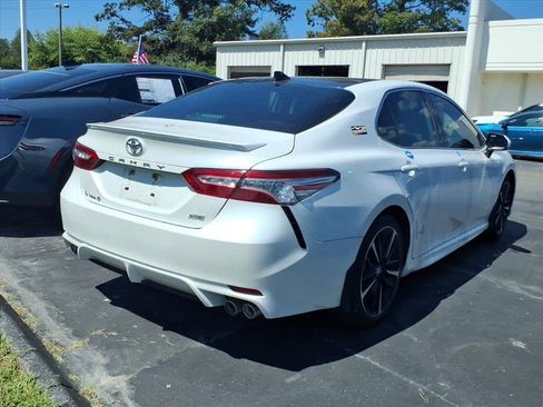 Used 2020 Toyota Camry XSE FWD image 3