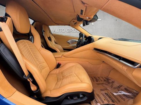 Used 2021 Chevrolet Corvette Stingray Premium Conv w/ 3LT image 24