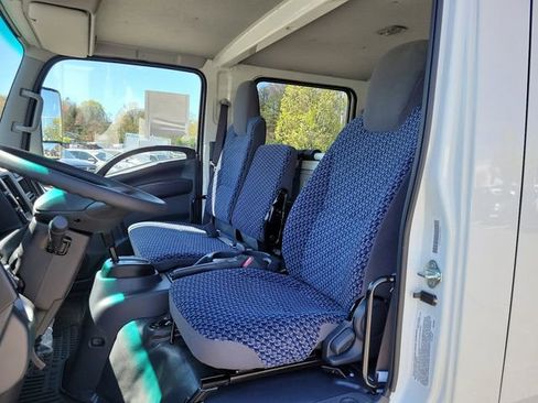 New 2024 Chevrolet Low Cab Forward image 9