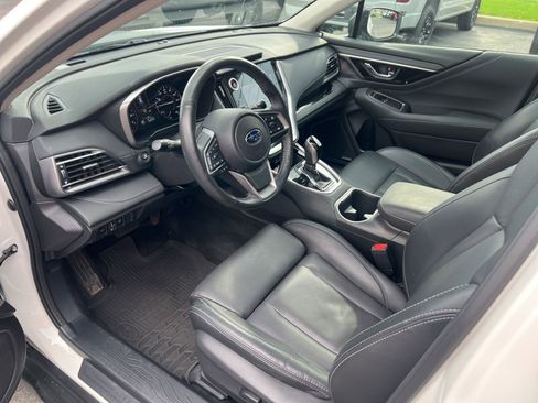 Used 2023 Subaru Outback Limited image 30