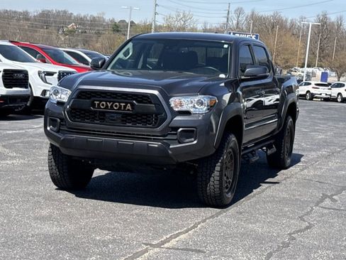 Used 2023 Toyota Tacoma 4x4 Double Cab w/ Trail Edition image 12