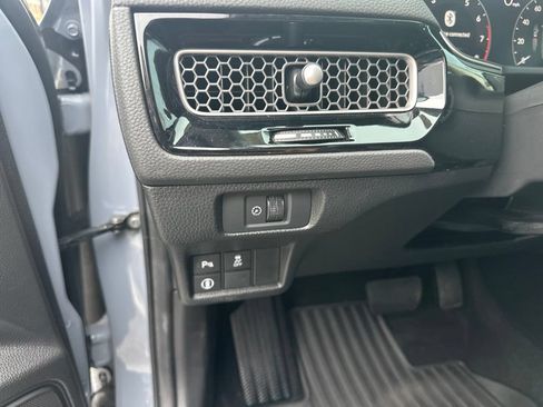Used 2024 Honda Civic Touring image 11