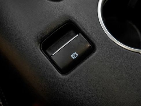 Used 2024 Ford Mustang GT Premium RWD image 31
