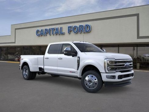 New 2026 Ford F450 Platinum w/ Platinum Plus Package image 7