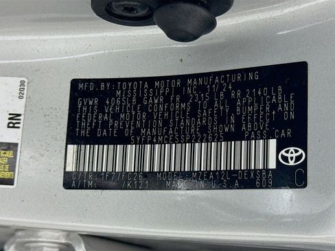 Certified 2025 Toyota Corolla SE w/ SE Premium Package image 29