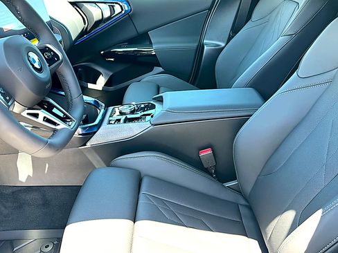 New 2026 BMW X3 xDrive30i w/ Premium Package AWD/4WD image 10