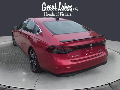 Used 2025 Honda Accord Sport image 3