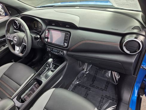 Used 2023 Nissan Kicks SR w/ SR Premium Package image 20
