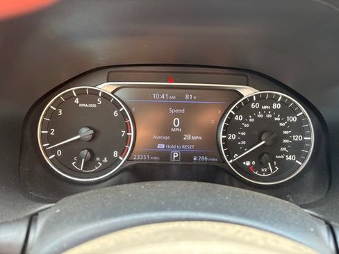 Used 2025 Nissan Altima 2.5 SV FWD image 13