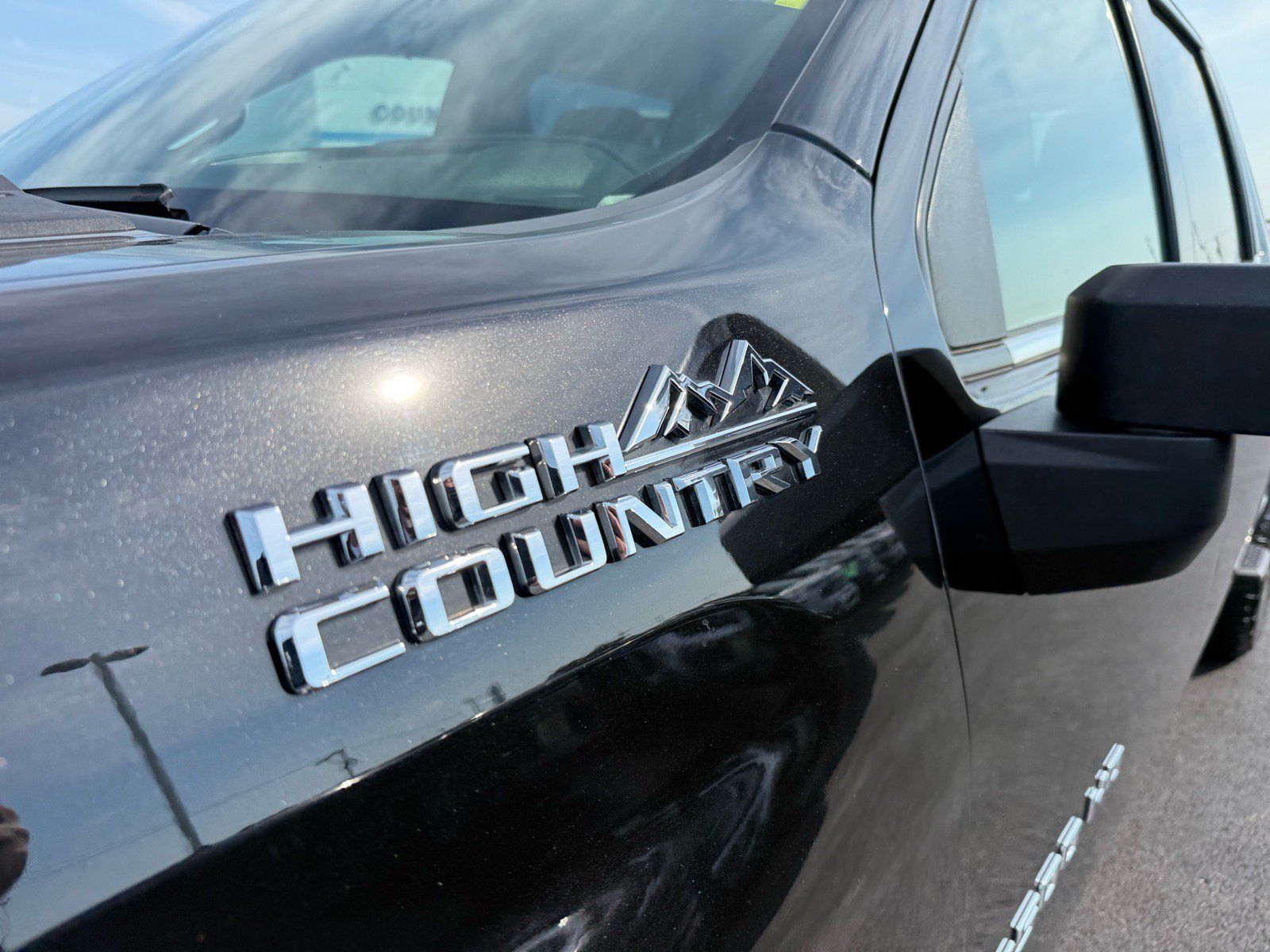 Used 2022 Chevrolet Silverado 2500 High Country w/ Z71 Off-Road Package AWD/4WD image 10
