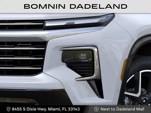 New 2026 Chevrolet Traverse High Country FWD image 10