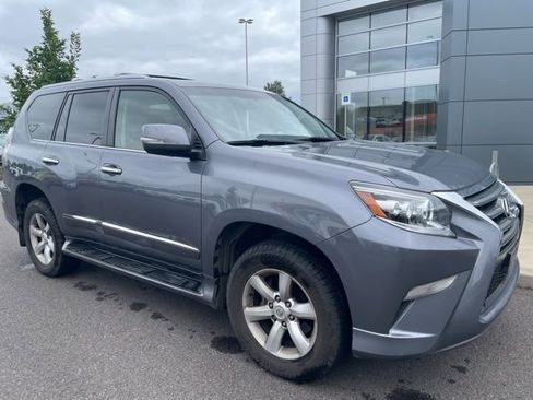 Used 2017 Lexus GX 460 w/ Navigation Package AWD/4WD image 2
