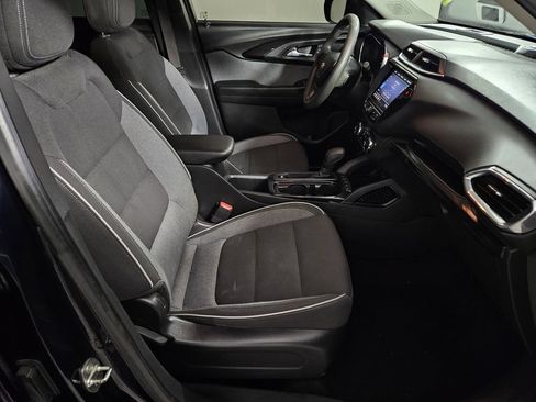 Used 2021 Chevrolet TrailBlazer LT w/ Convenience Package FWD image 24