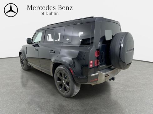 Used 2023 Land Rover Defender 110 X-Dynamic SE AWD/4WD image 4