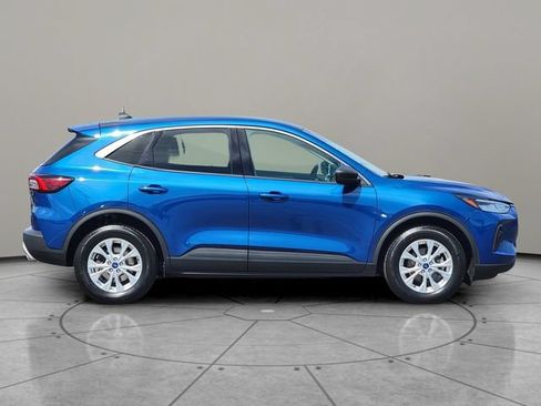 Certified 2023 Ford Escape Active AWD/4WD image 13