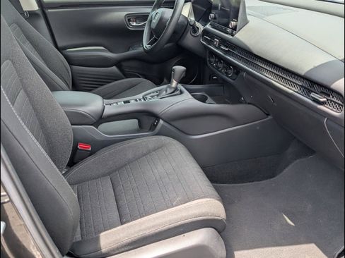Certified 2024 Honda HR-V LX image 17