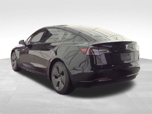 Used 2022 Tesla Model 3 AWD/4WD image 4