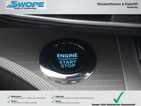 Used 2024 Ford Explorer XLT w/ Equipment Group 202A image 21