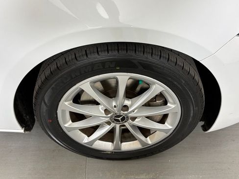 Used 2020 Mercedes-Benz A 220 image 11