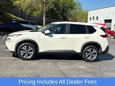 Used 2023 Nissan Rogue SV AWD/4WD image 5