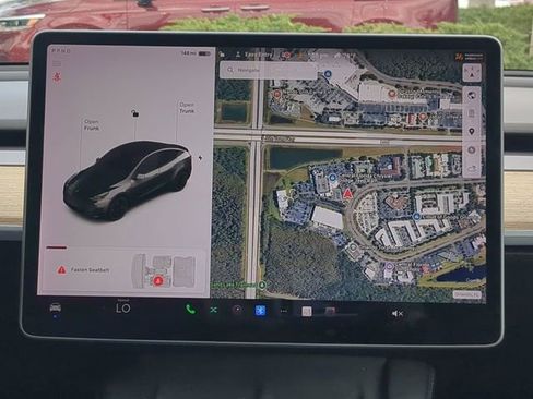 Used 2022 Tesla Model Y Performance image 26