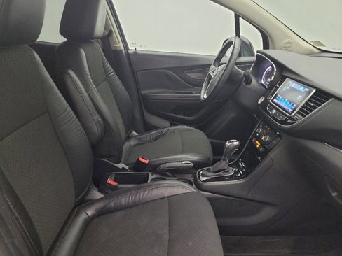 Used 2017 Buick Encore Sport Touring image 21