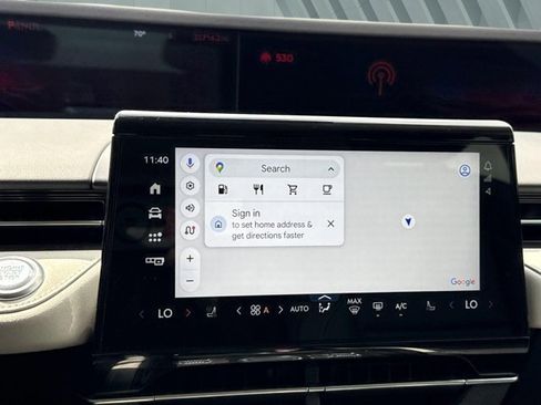 Used 2024 Lincoln Nautilus Premier AWD/4WD image 18